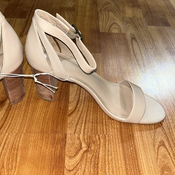 Able Elizabeth Heel Sand Napa Nude Sandals - Picture 6 of 11